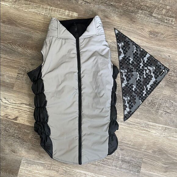 Good2Go Dog Winter Jacket + Camo Bandana Set | 1633 - Picture 1 of 12